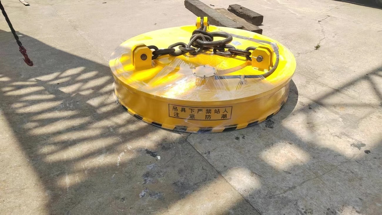 起重机电磁吸盘