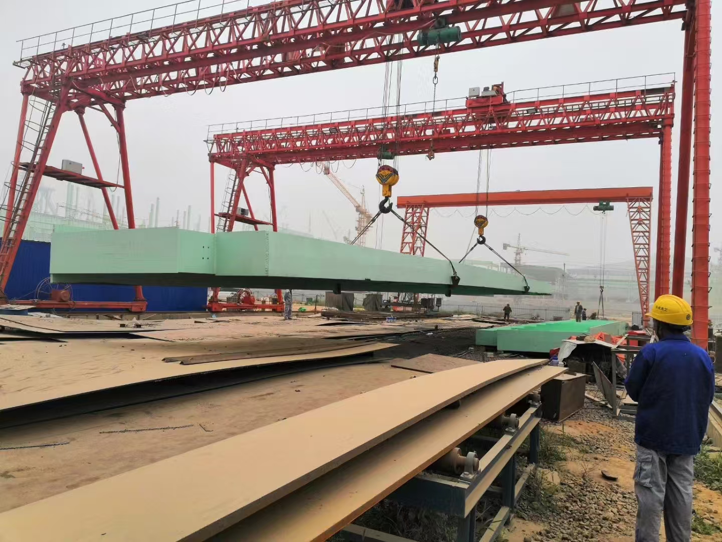 起重机行车电动移动无轨龙门架