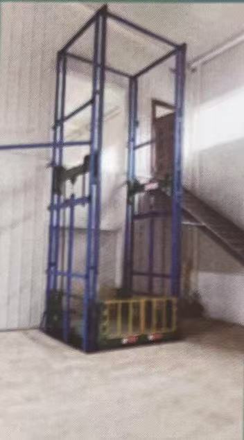 升降货梯